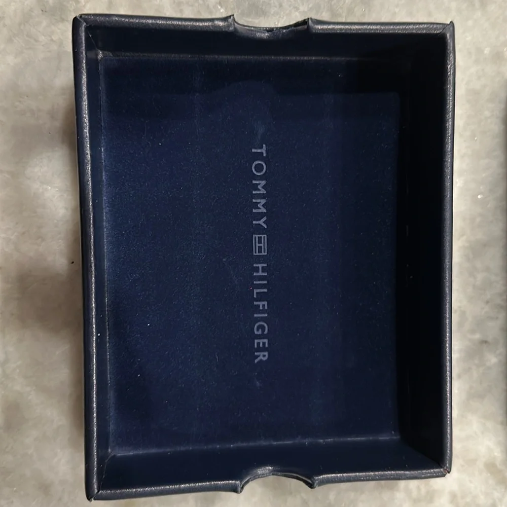 Tommy Hilfiger Wallet